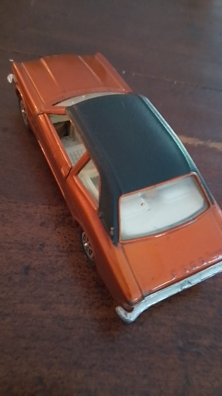 フォード　コルティナ　　ディンキートーイズ DINKY TOYS 159 FORD CORTINA DELUXE - EXCELLENT in original
