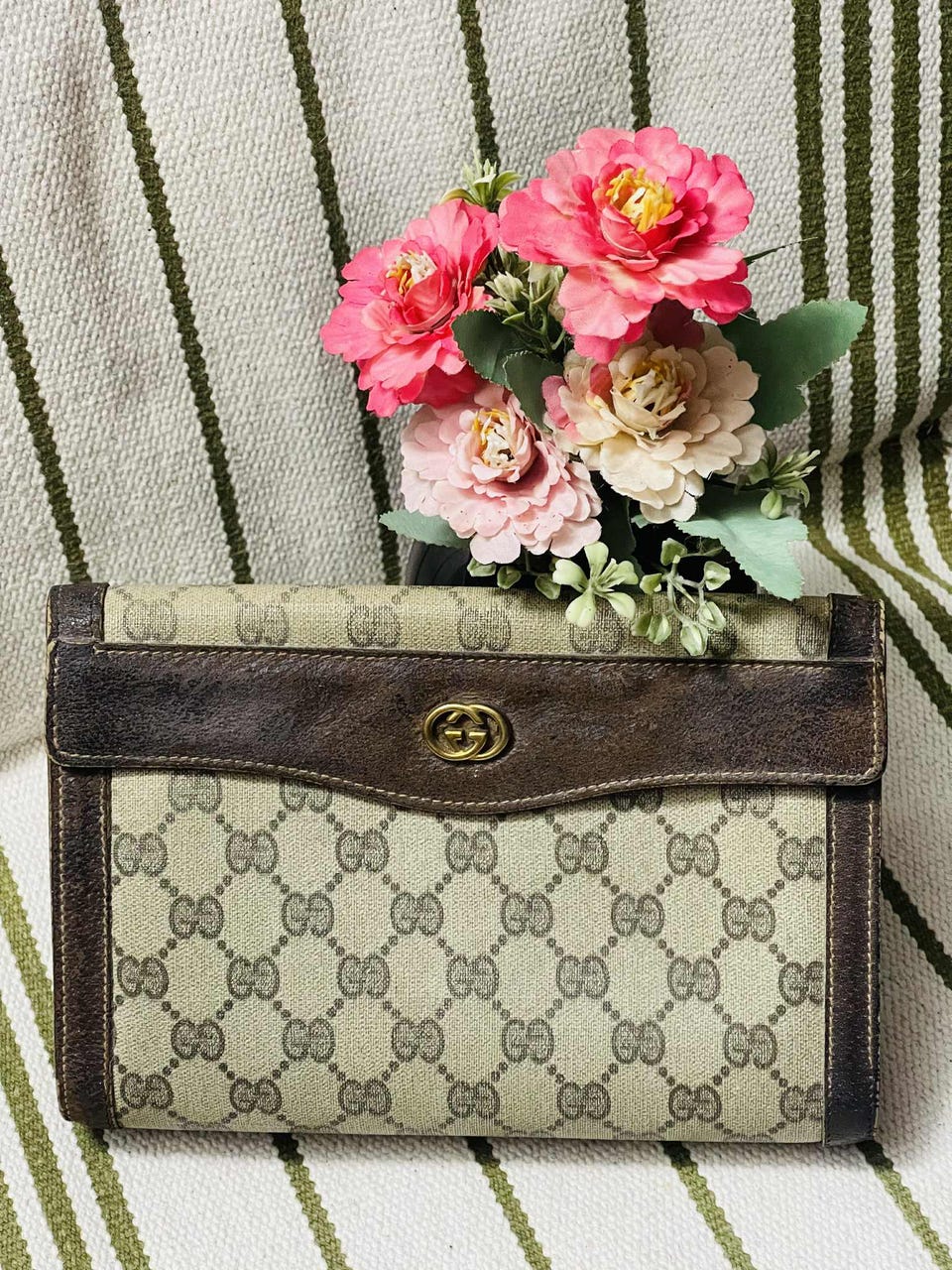 バッグ Vintage Gucci GG pattern clutch bag ✨Vintage✨ GUCCI GG Canvas Web Sherry Line Clutch Bag RED