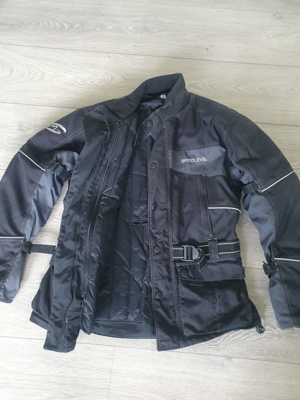 Product image 7 of 14
