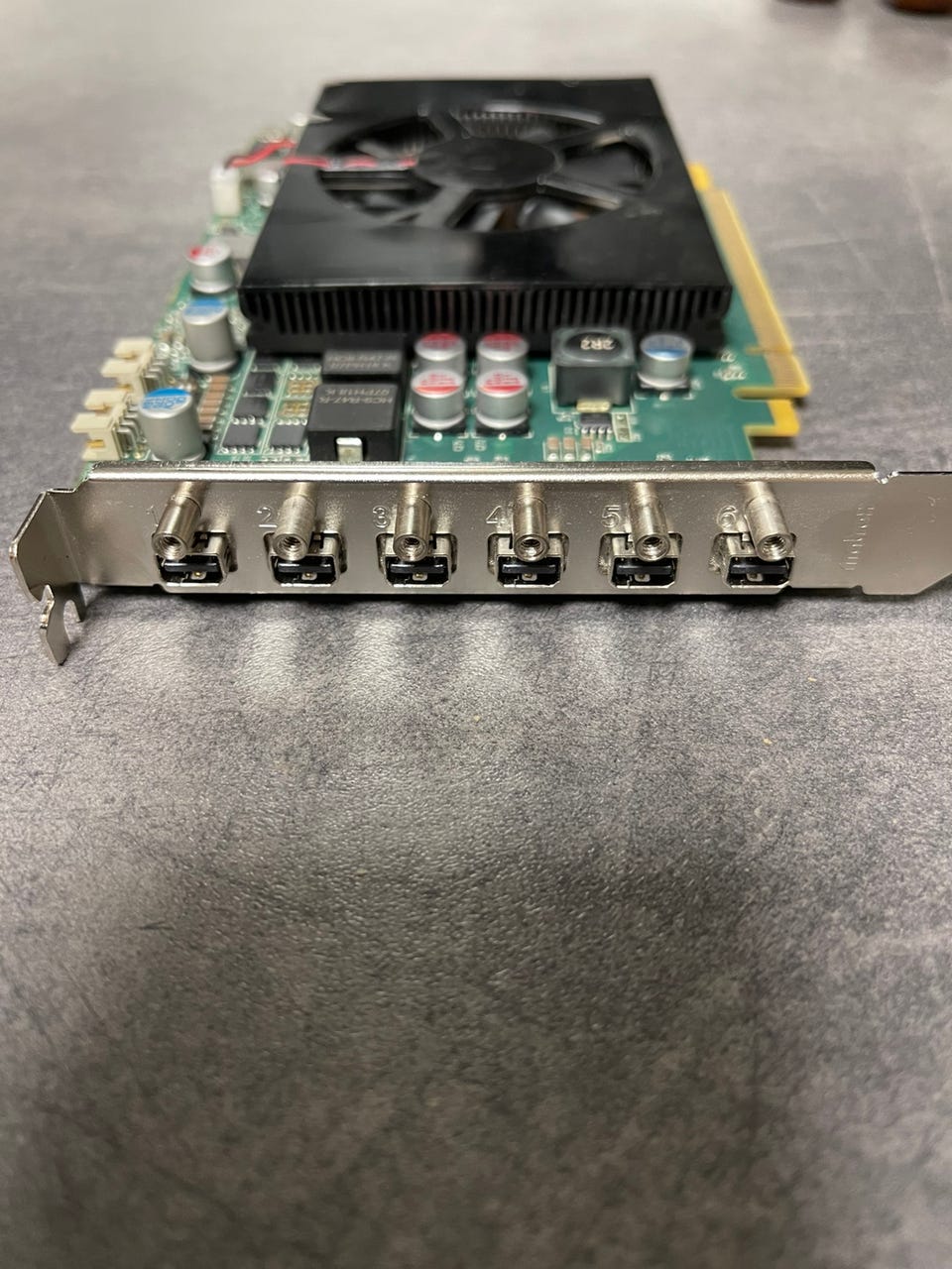 Matrox C680 4gb stk mini dp FINN-torget