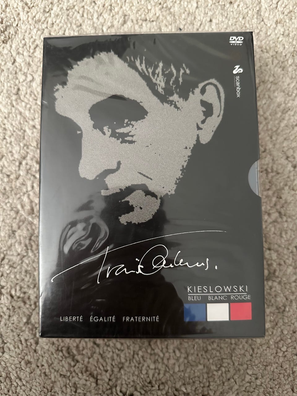 【KIEŚLOWSKI Collection II　DVD「トリコロールセット】 Kieslowski Trois Couleurs DVD Set Uåpnet | FINN-torget