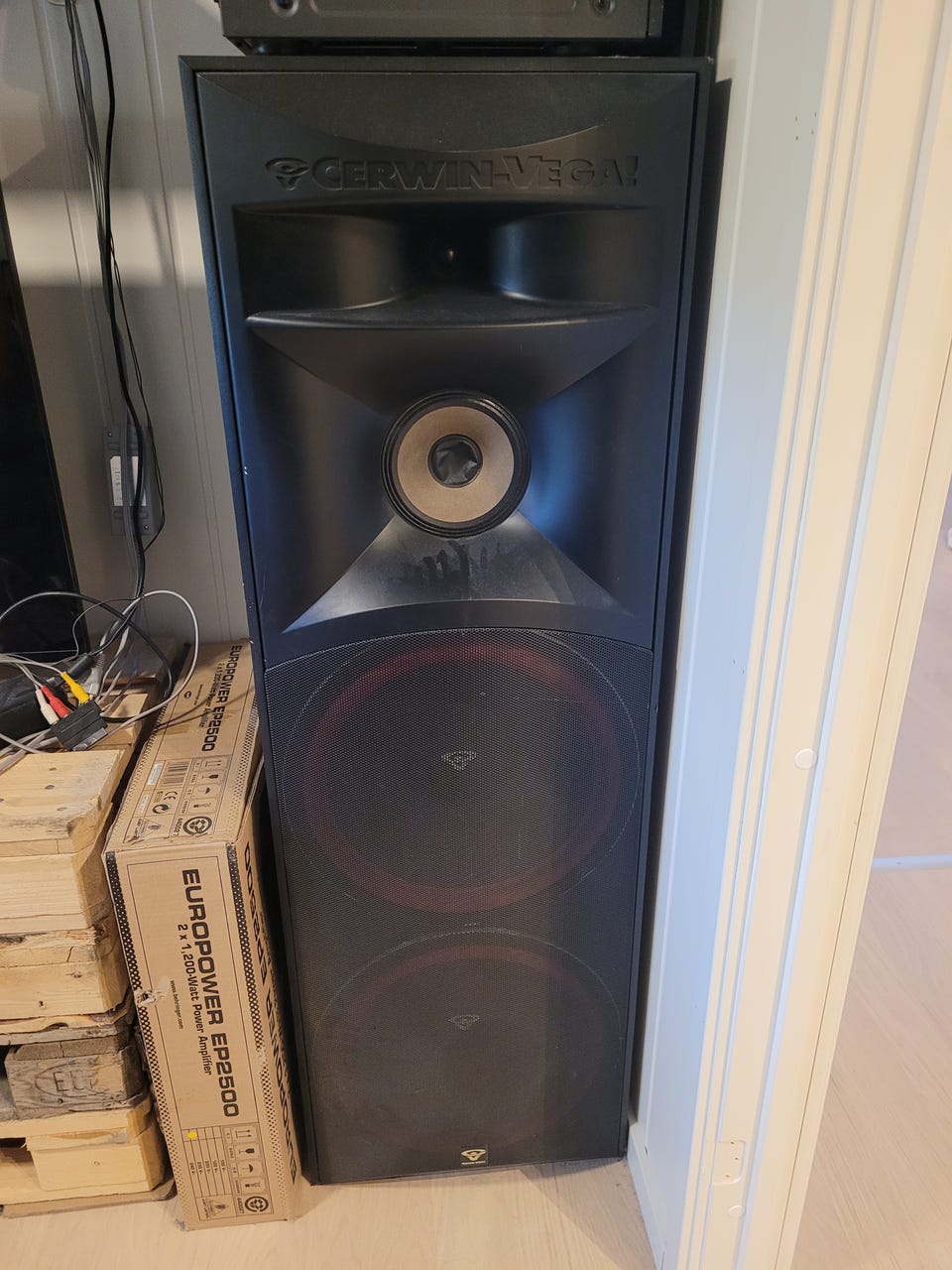 Subwoofer Amplifier Cerwin Vega Clsc 15 Cerwin Vega 15