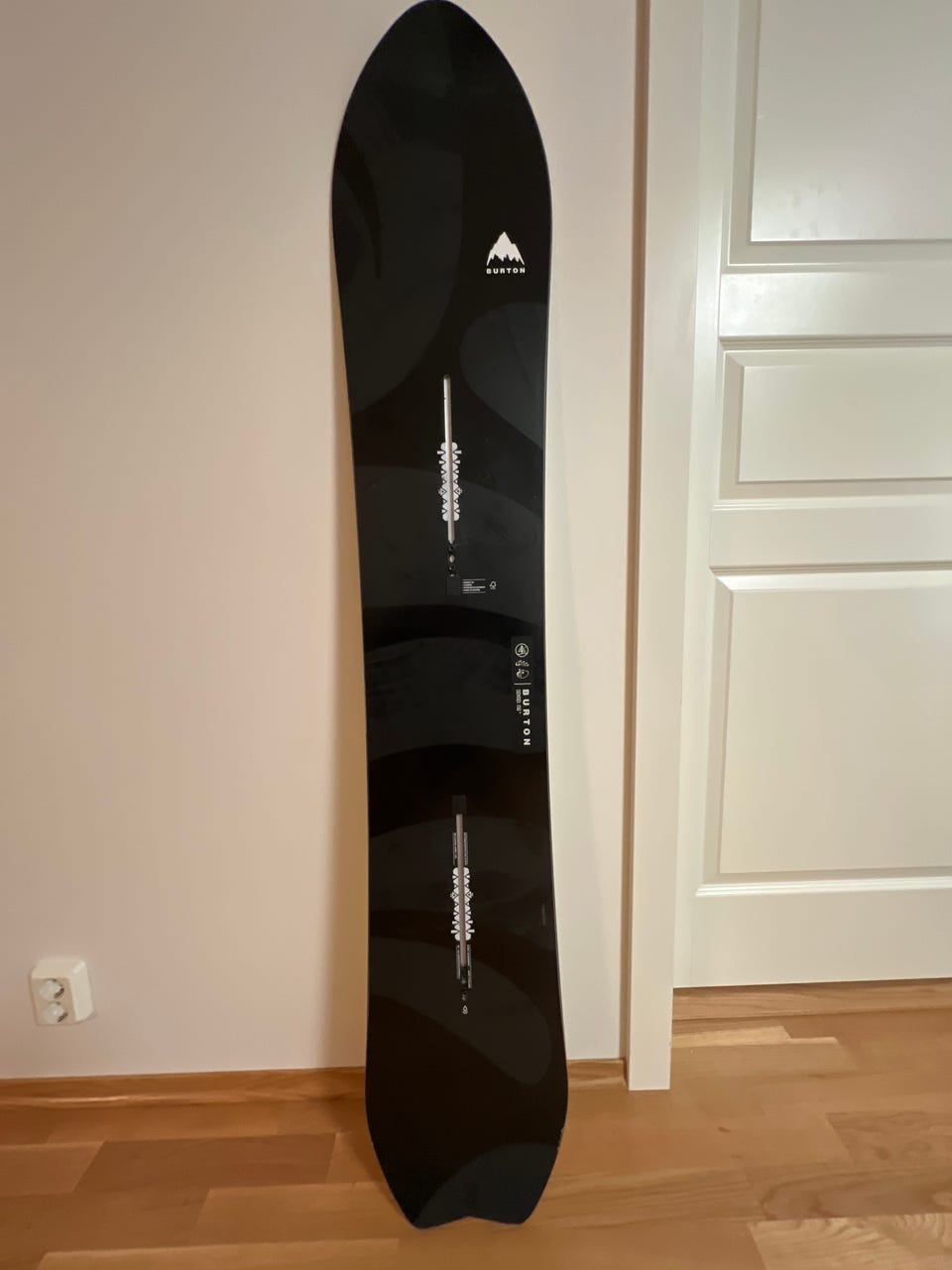 スノーボード Burton Family Tree sensei 156 Burton Sensei Family Tree Snowboard 2021 – Backwoods