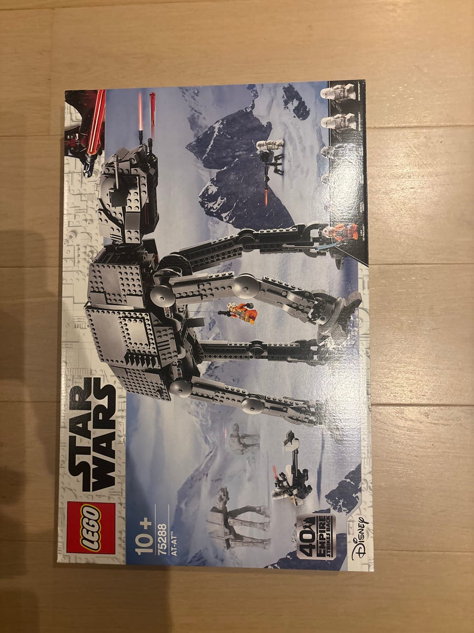 LEGO Star Wars AT-AT Walker 75288 FINN-torget
