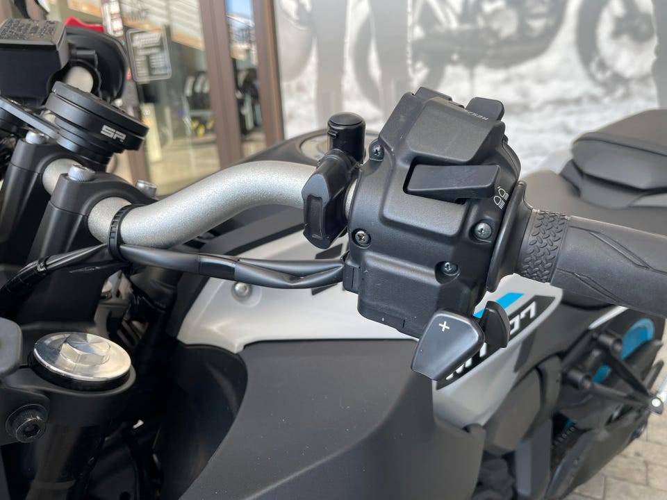 Speedmc brukt motorsykkel bildekarusell nummer 9