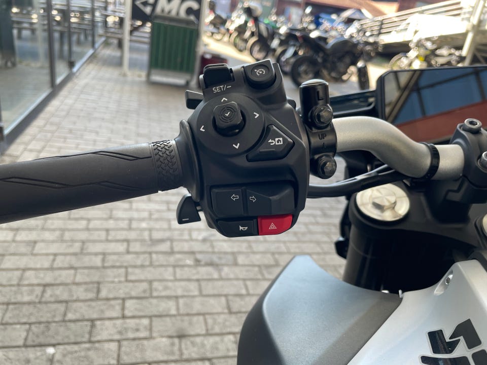Speedmc brukt motorsykkel bildekarusell nummer 8