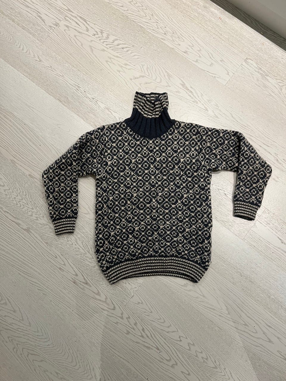 Devold Svalbard High Neck L FINN-torget