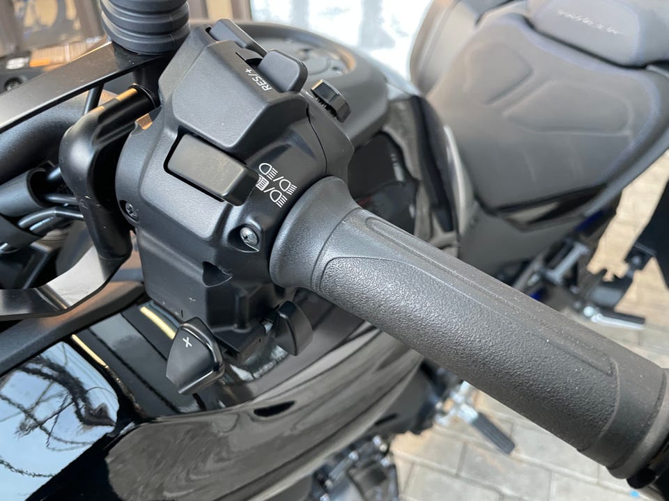 Speedmc brukt motorsykkel bildekarusell nummer 11