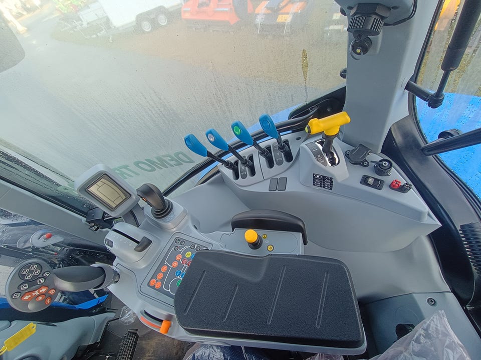 New Holland T5.140 DC 2025 – bilde 4 av 15