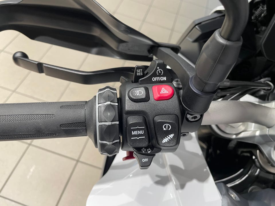 Speedmc brukt motorsykkel bildekarusell nummer 15