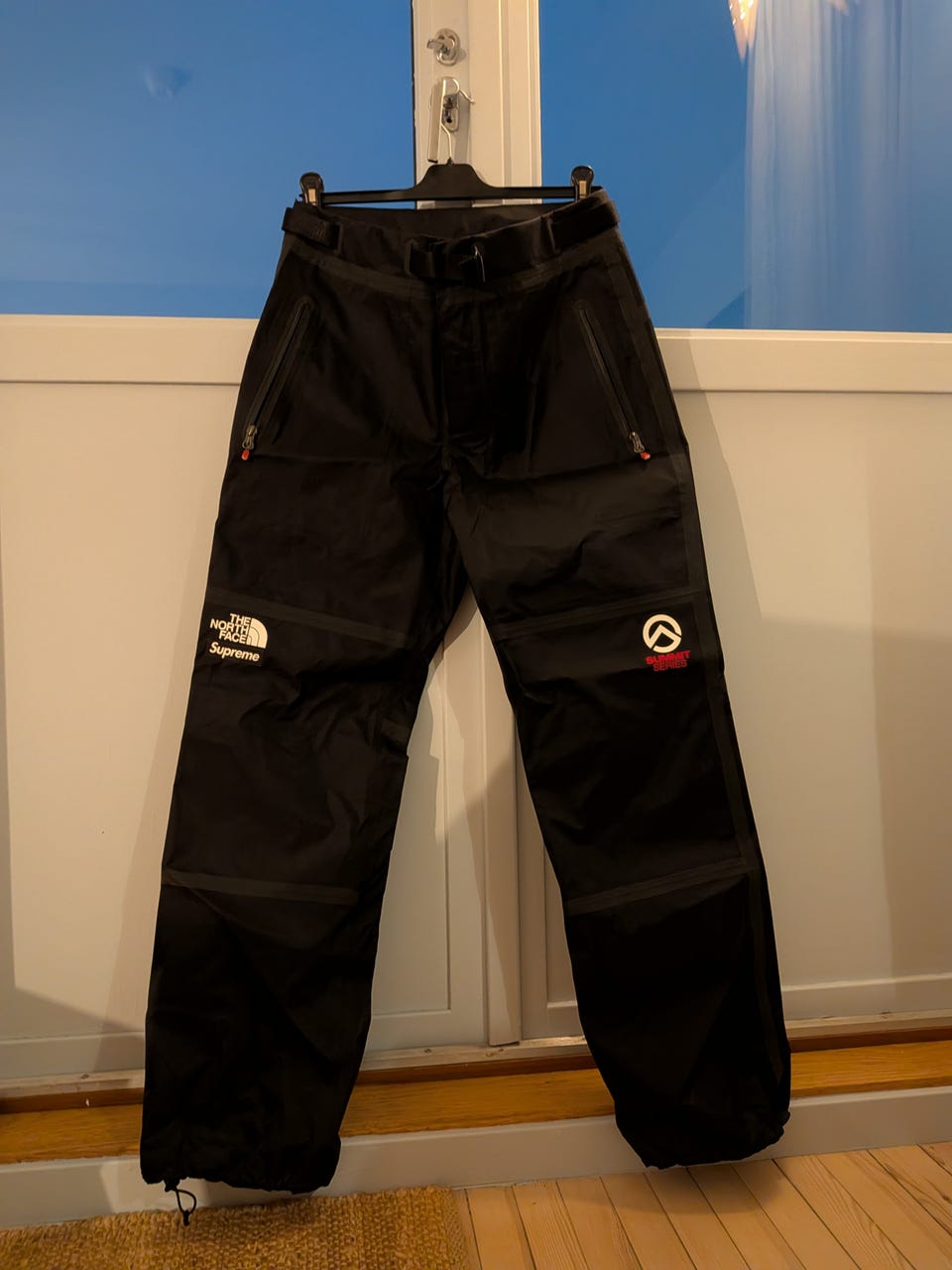 Supreme x The North Face Summit Series Outer Tape Seam Mountain