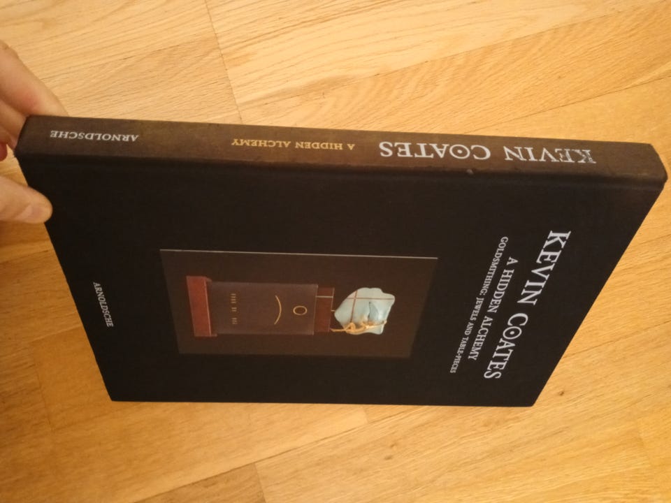Kevin Coates: A Hidden Alchemy, Jewels and Table-Pieces | FINN-torget