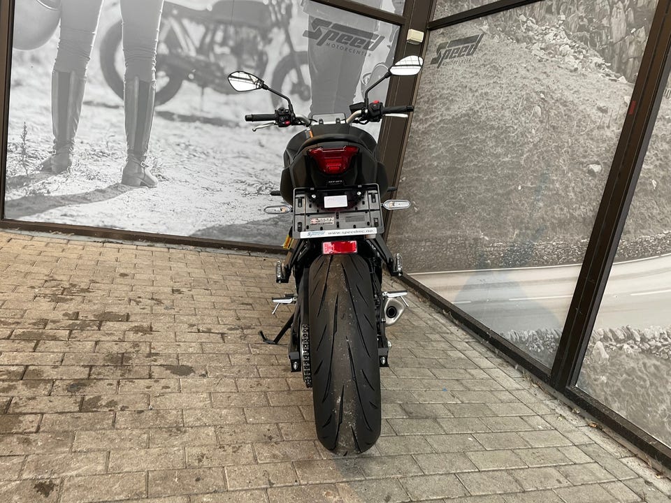 Speedmc brukt motorsykkel bildekarusell nummer 17