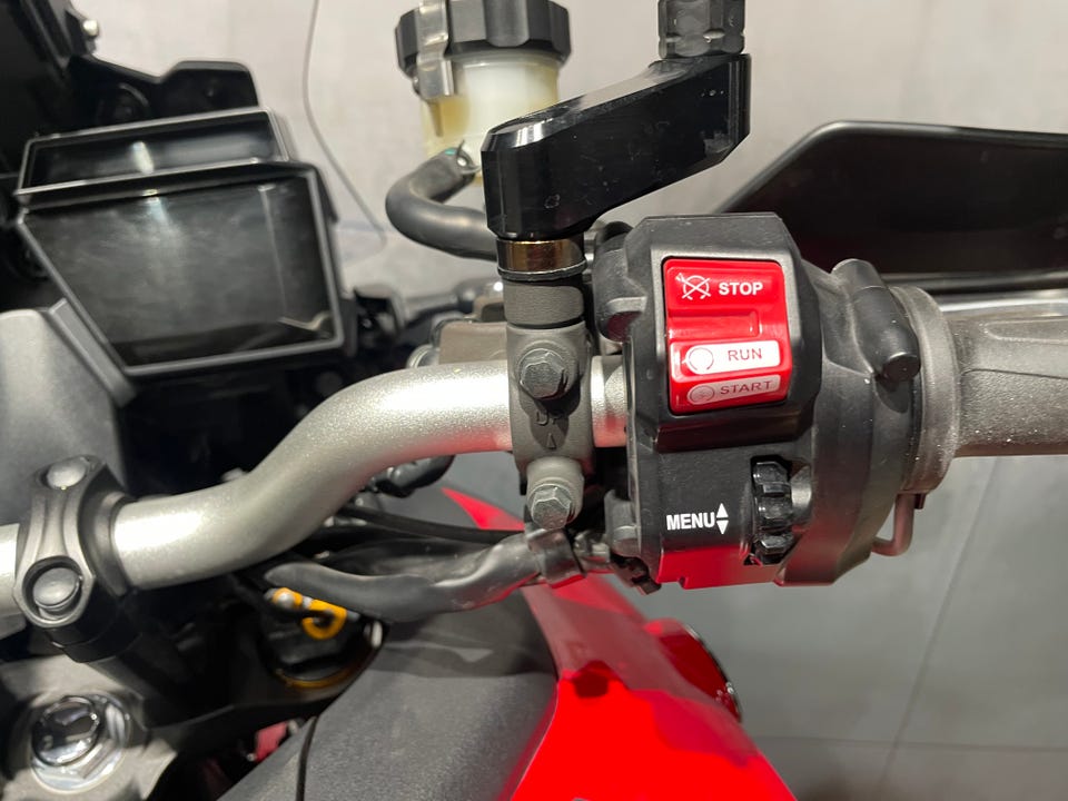 Speedmc brukt motorsykkel bildekarusell nummer 12