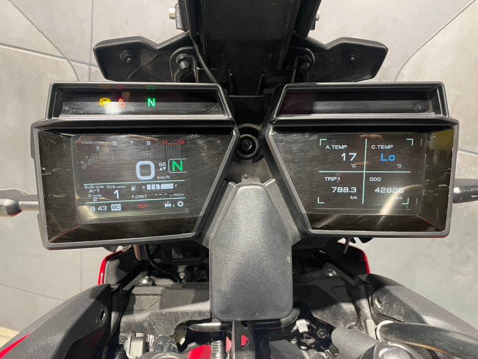 Speedmc brukt motorsykkel bildekarusell nummer 13