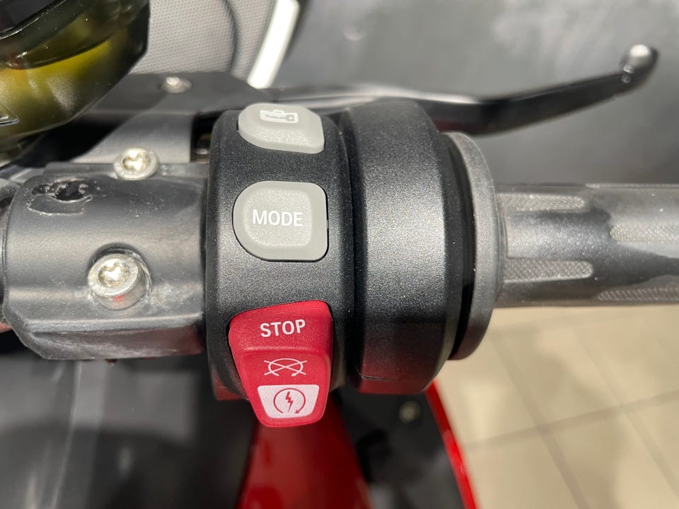 Speedmc brukt motorsykkel bildekarusell nummer 16