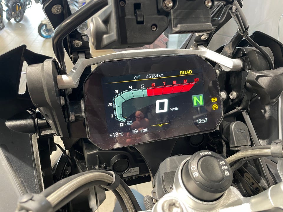 Speedmc brukt motorsykkel bildekarusell nummer 12