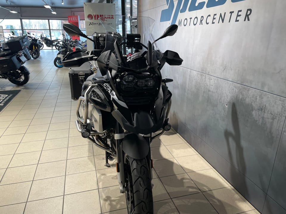 Speedmc brukt motorsykkel bildekarusell nummer 2