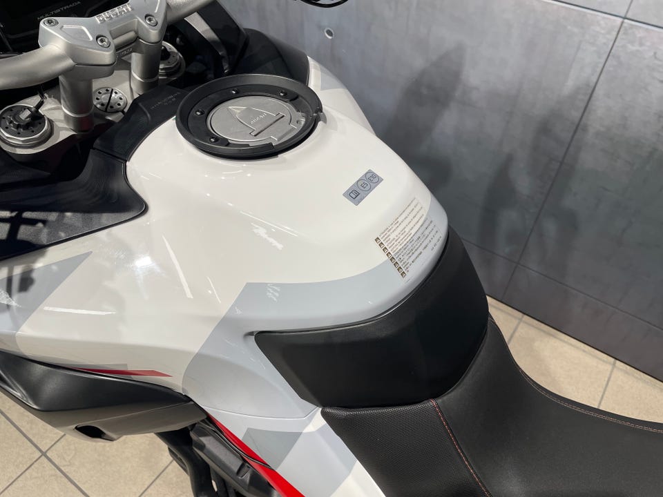 Speedmc brukt motorsykkel bildekarusell nummer 14