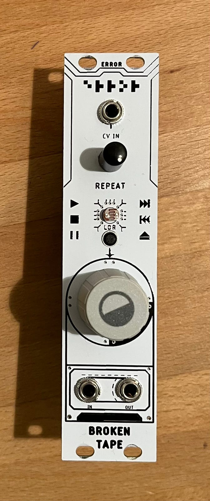 Error Instruments | Broken Tape Simulator V2 (eurorack) | FINN-torget