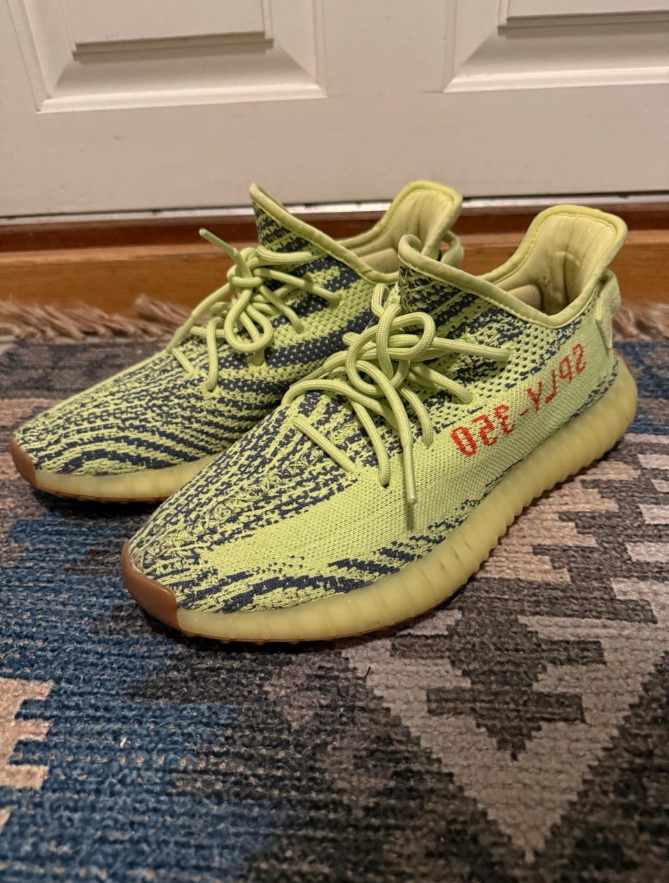 Adidas Yeezy Boost 350 V2 “Frozen Yellow” – Str 43 1/3  display picture 1