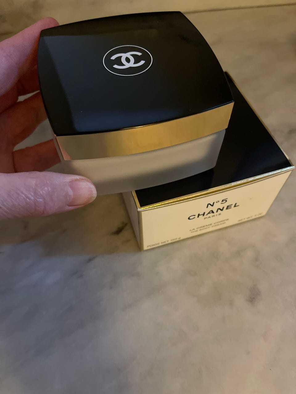 Chanel N°5 La Crème Corps bodykrem 150 g | FINN-torget