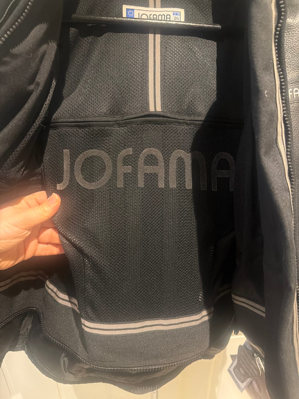 Product image 7 of 18