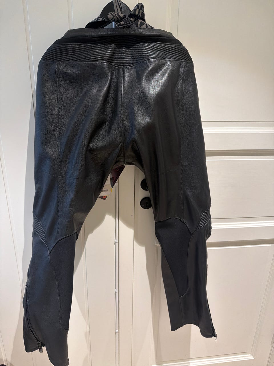 Product image 12 of 18
