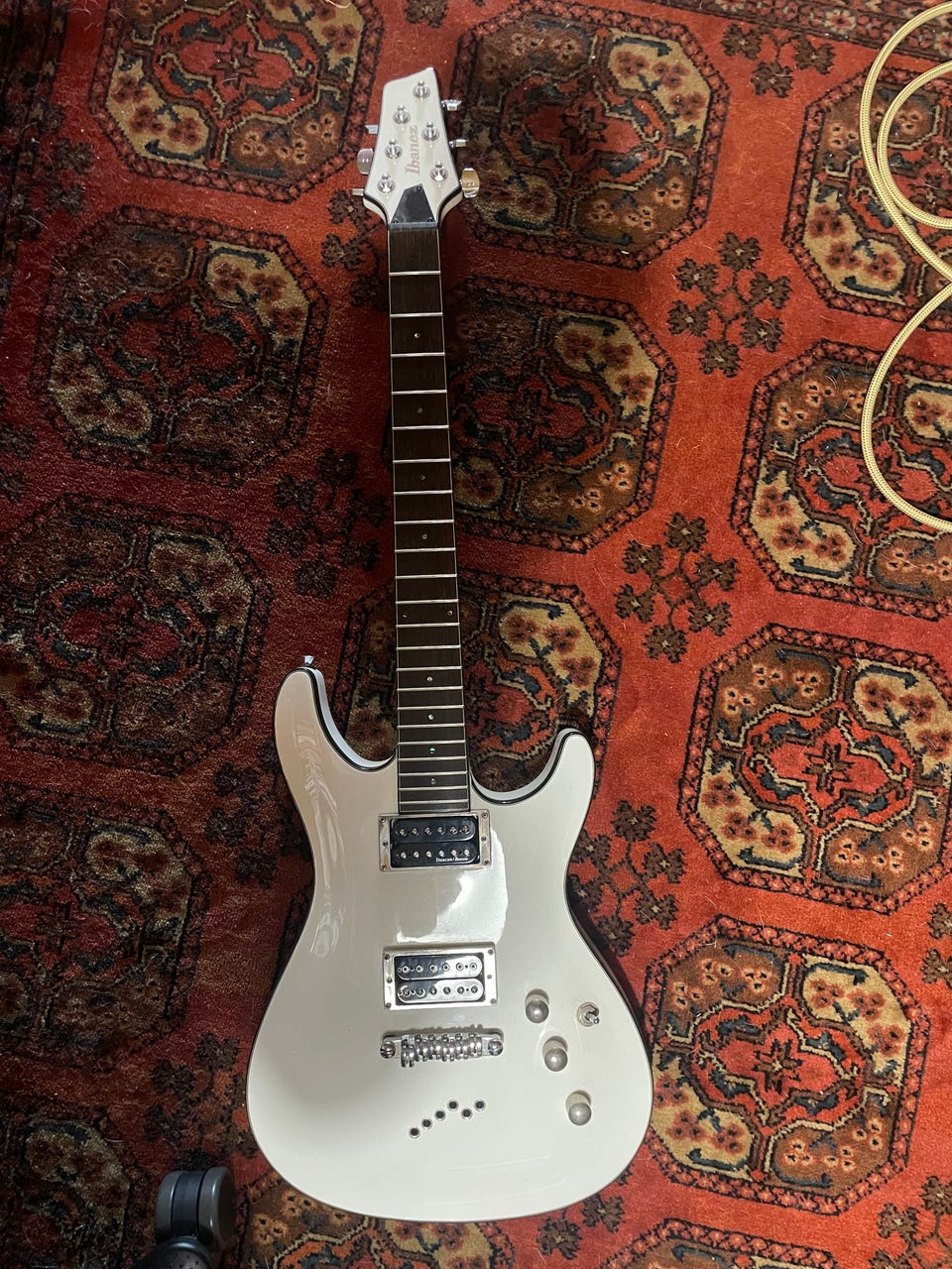 IBANEZ SZ320EX | FINN-torget