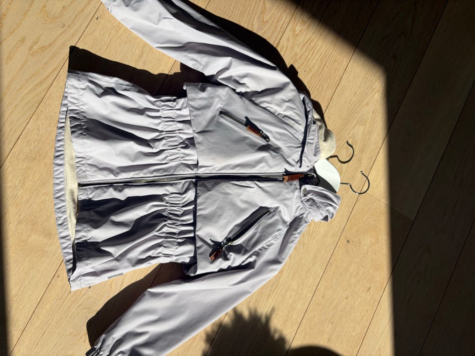 Product image 2 of 11
