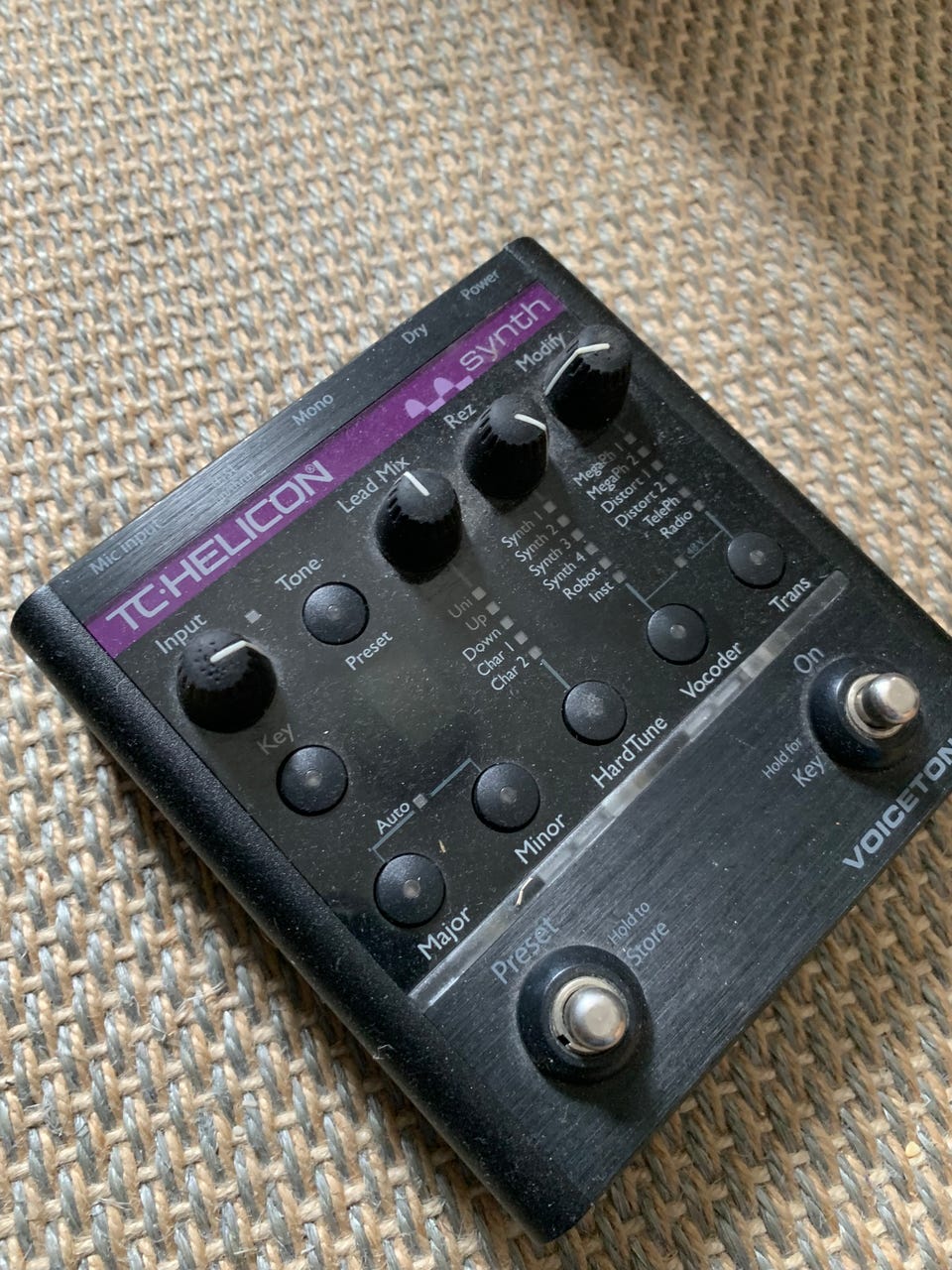 値下げ　希少　TC-Helicon VoiceTone Synth TC-Helicon VoiceTone Synth | Sweetwater