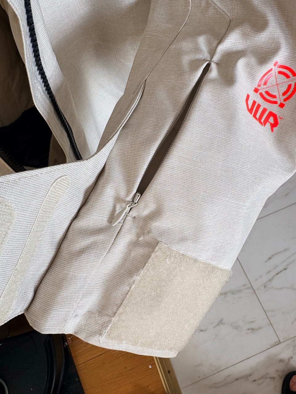 Product image 13 of 14