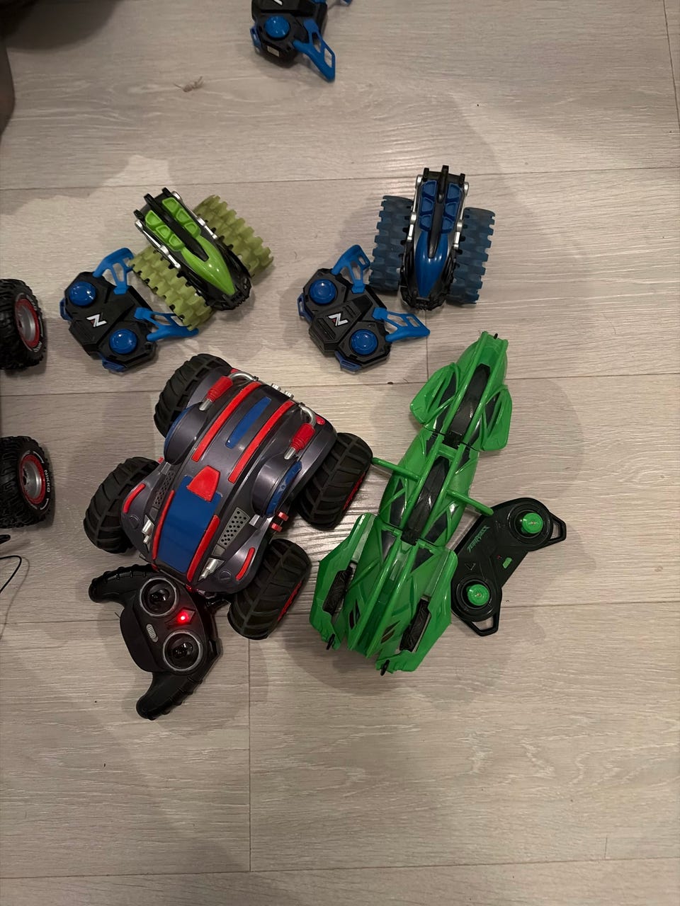 Product image 2 of 7