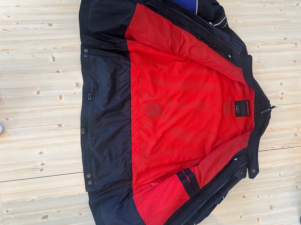 Product image 6 of 36