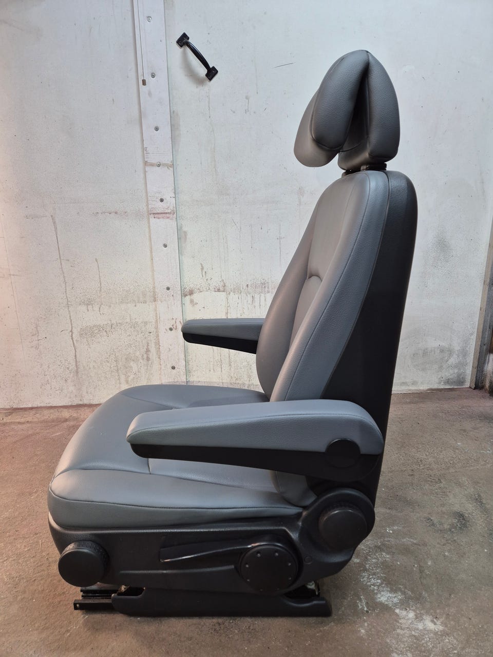 Product image 4 of 18