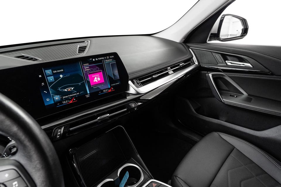BMW BYR PÅ SVÆRT INTUITIVE LØSNINGER!