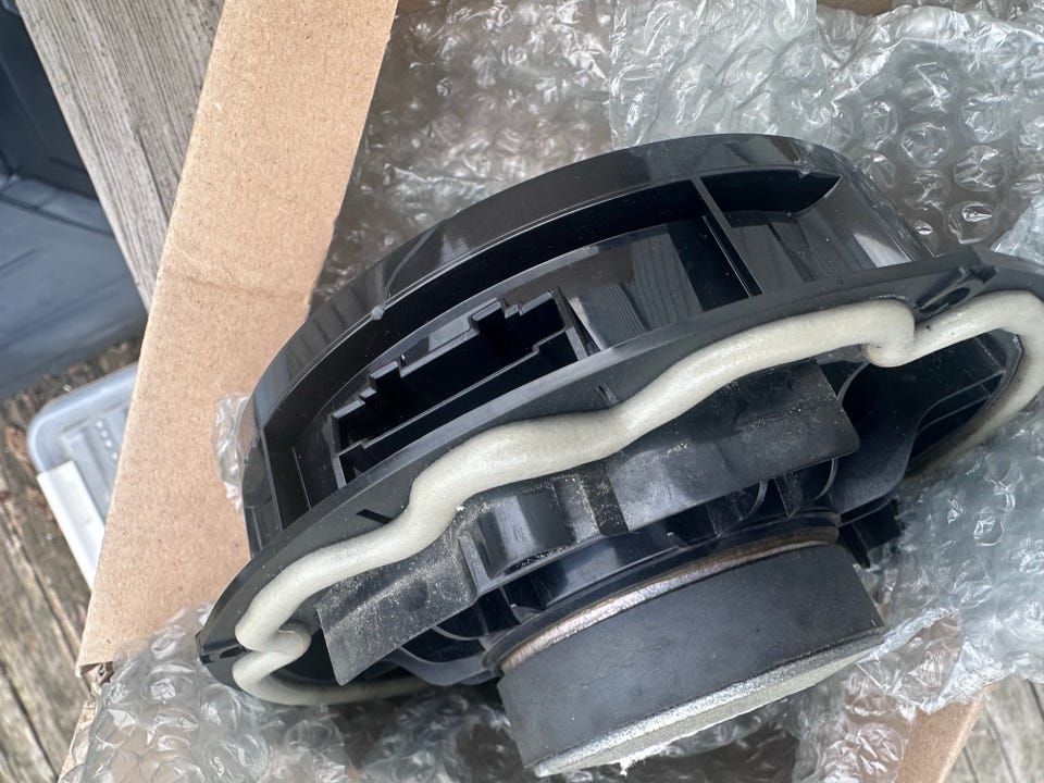 Product image 14 of 18