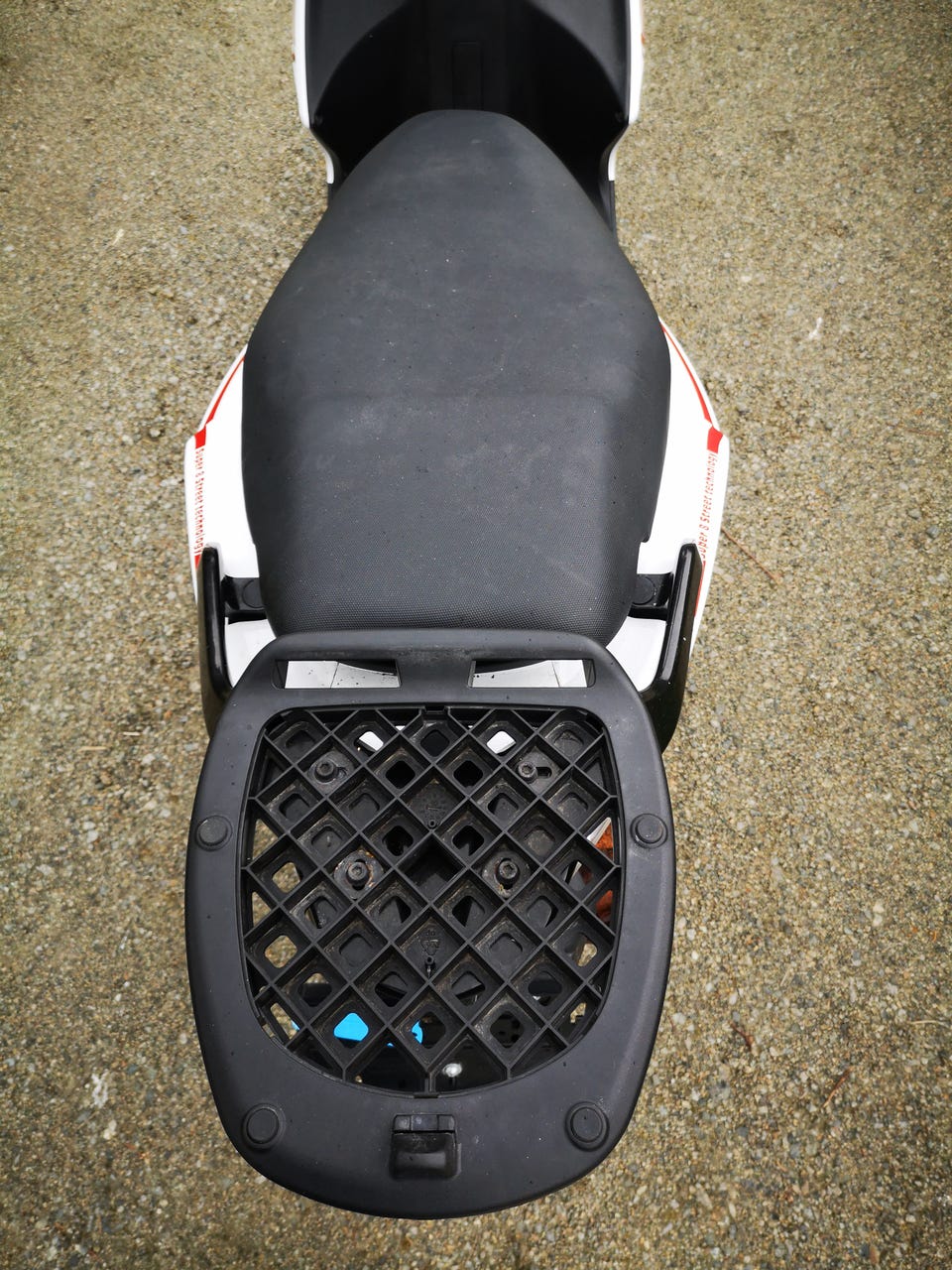 Product image 32 of 37