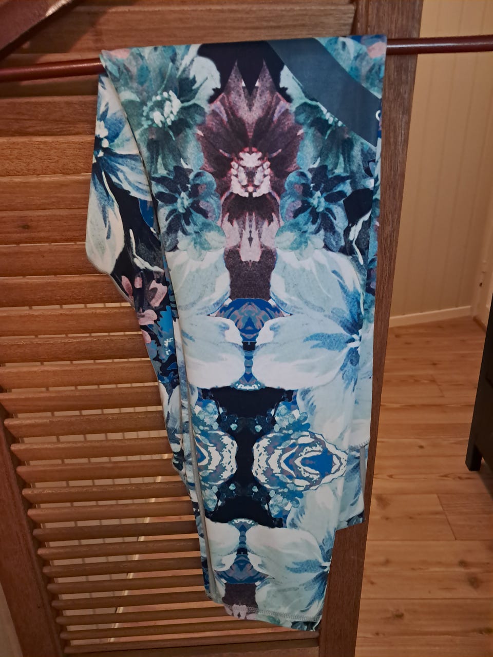 Product image 41 of 44