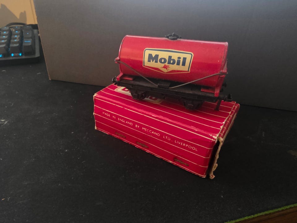 Product image 29 of 52