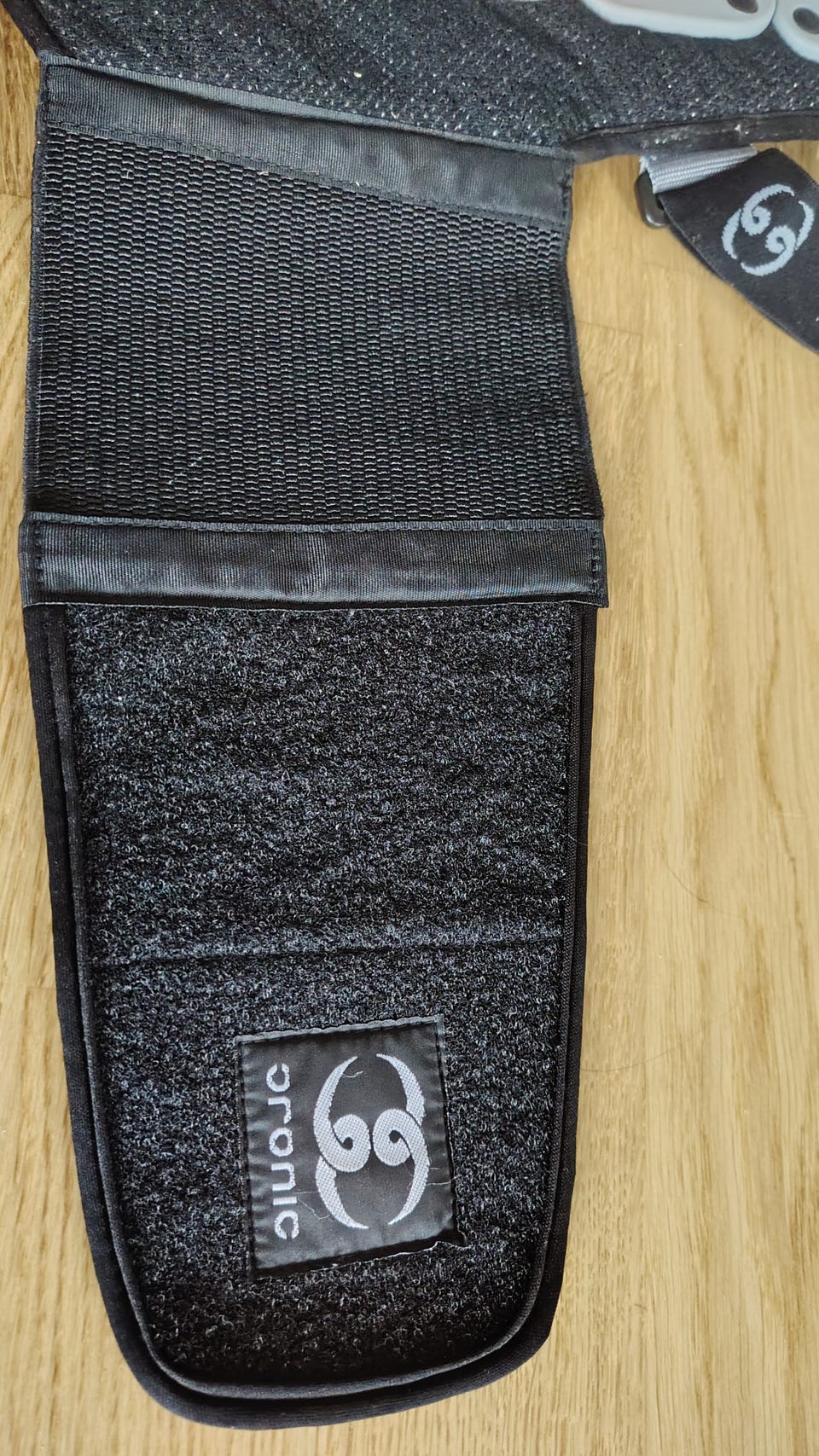Product image 4 of 17