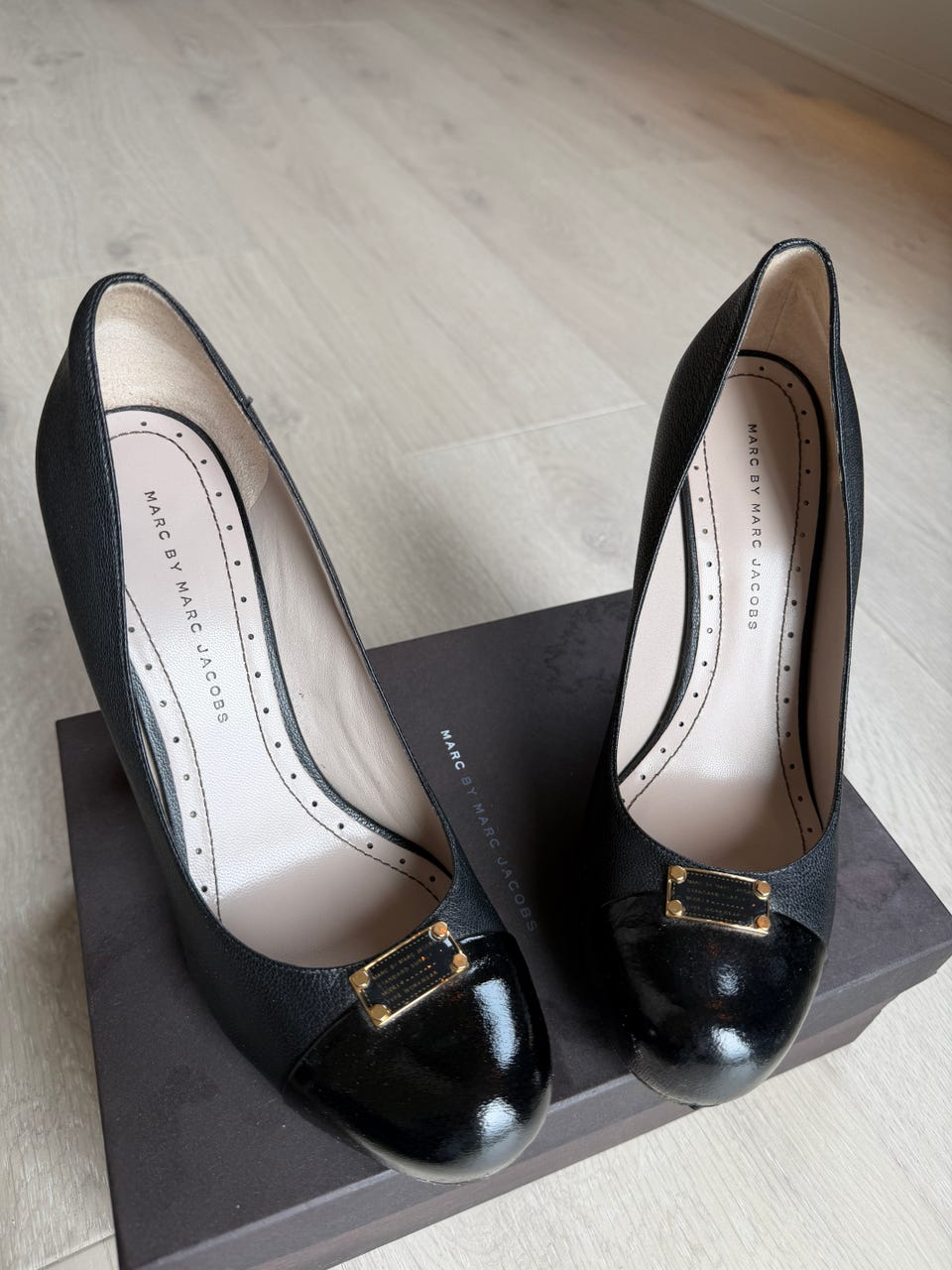 Vintage Marc by Marc Jacobs Leather Platform Heels – Size 40