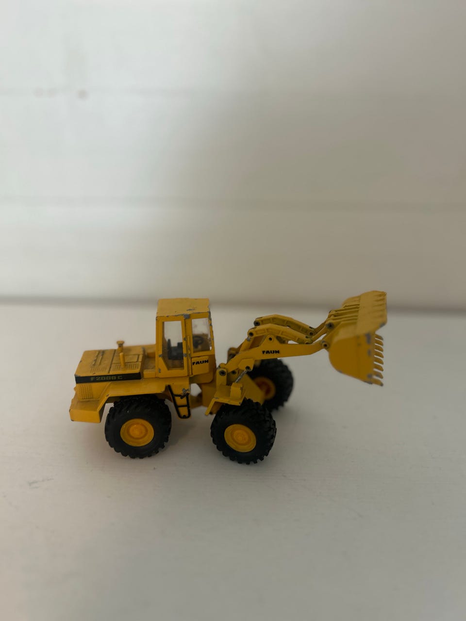 Product image 11 of 13