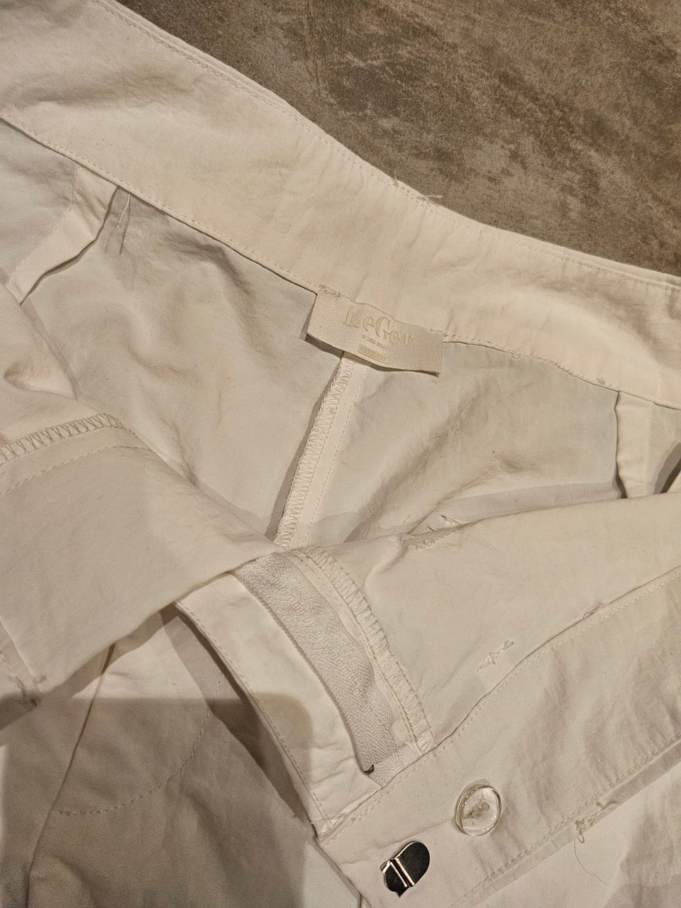 Product image 19 of 23