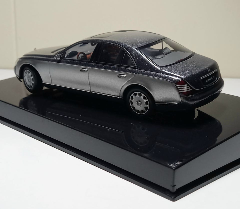 Product image 6 of 13