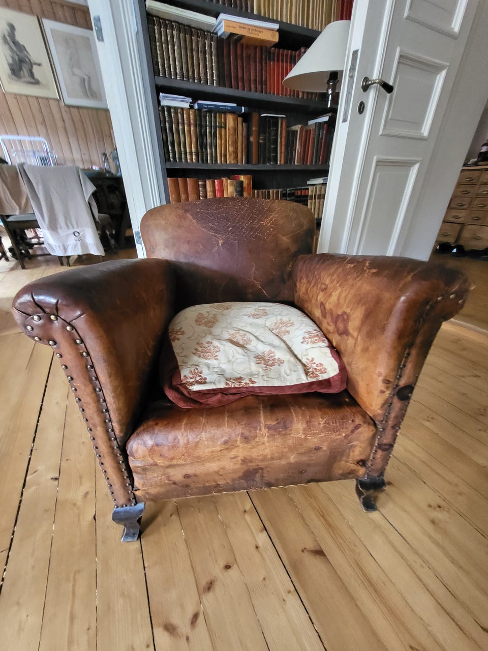 Product image 8 of 19