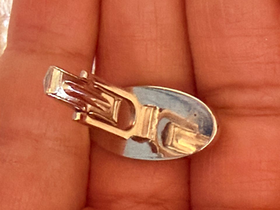 Product image 32 of 33