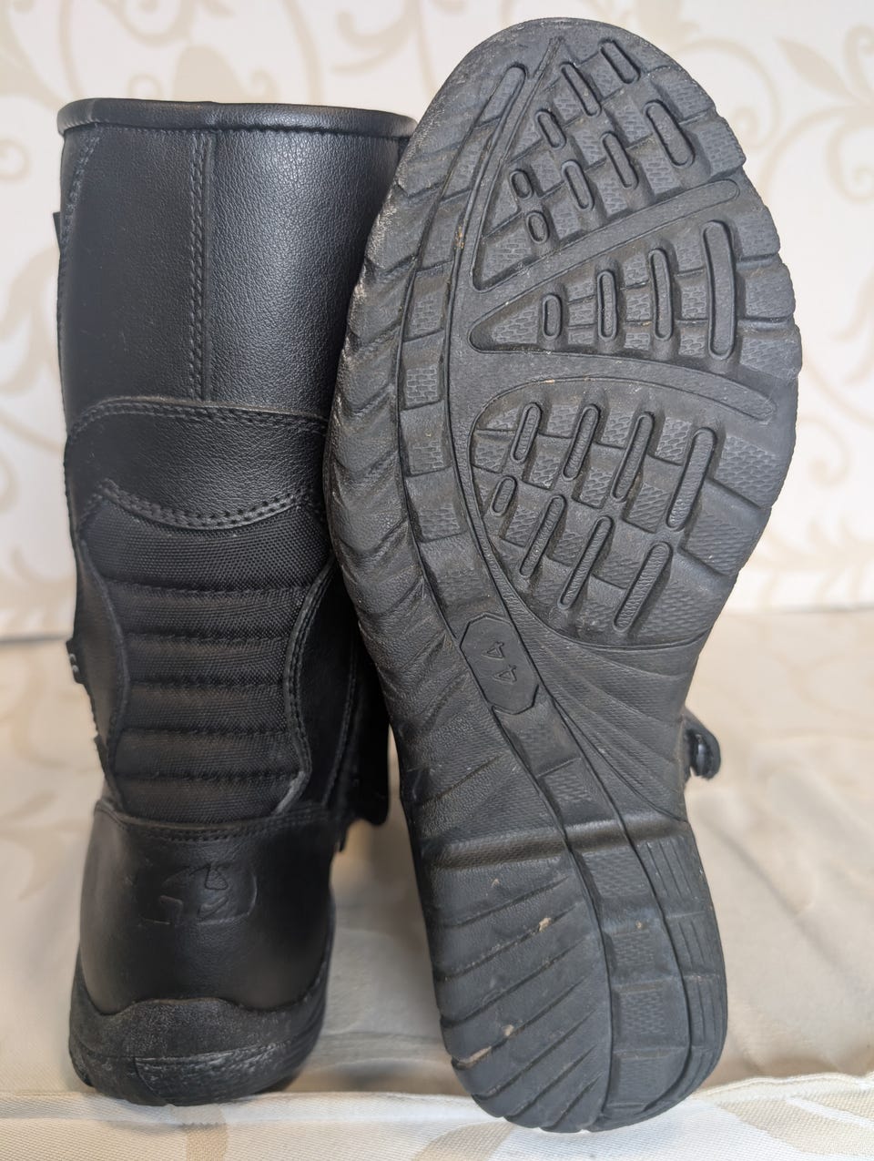 Product image 2 of 16