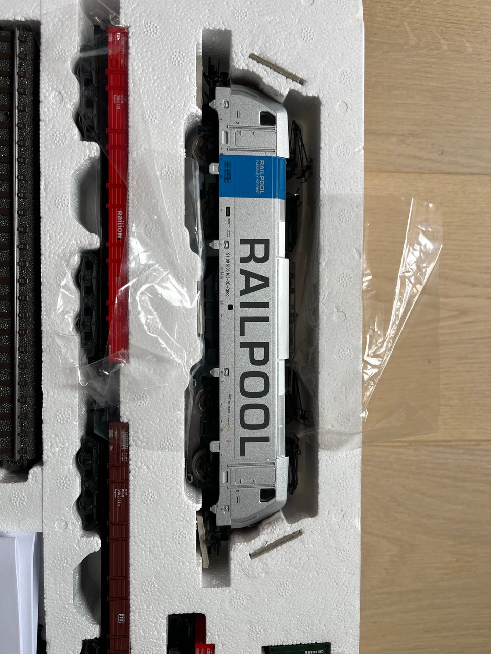 Product image 3 of 6
