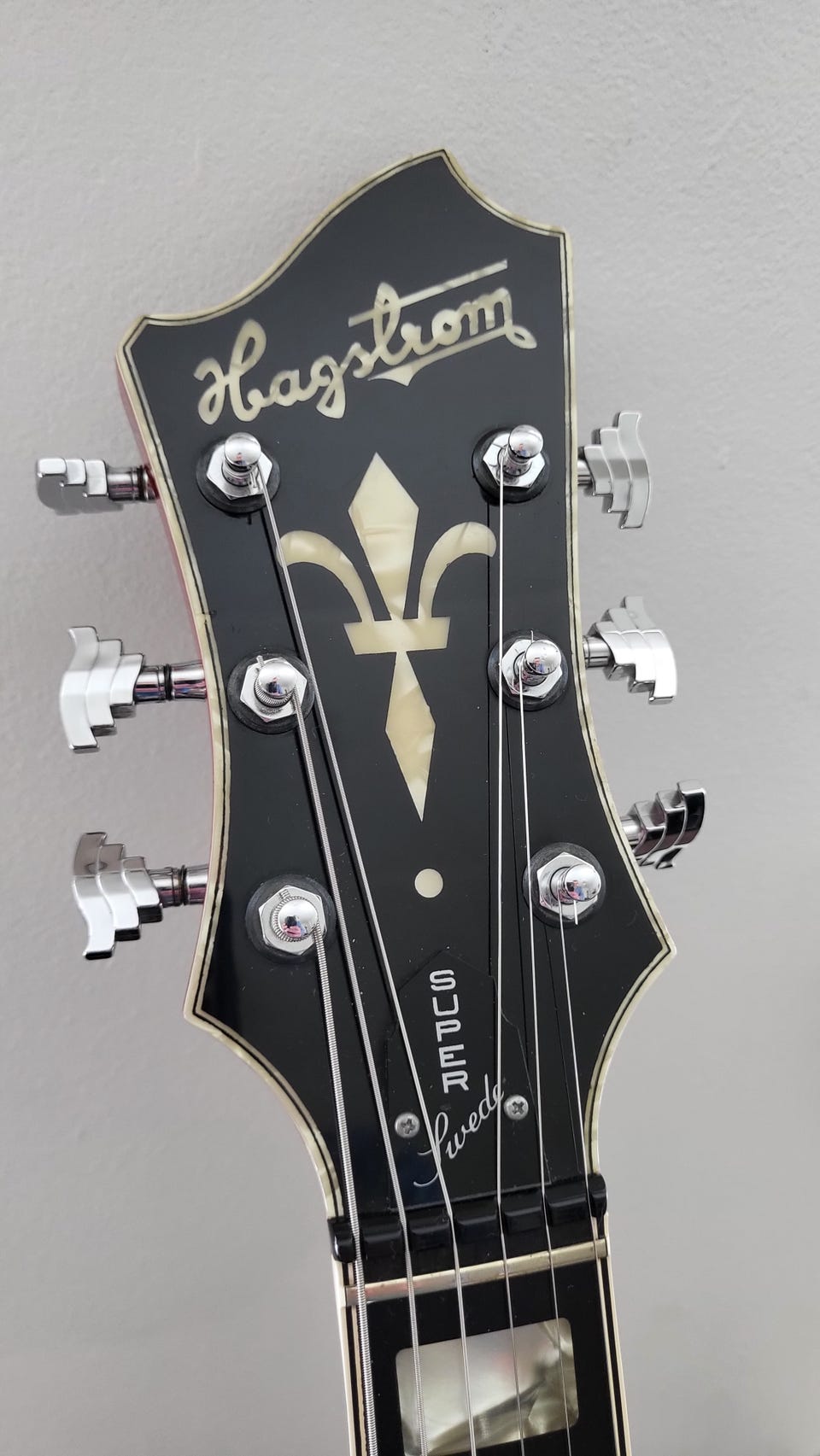 Product image 33 of 67